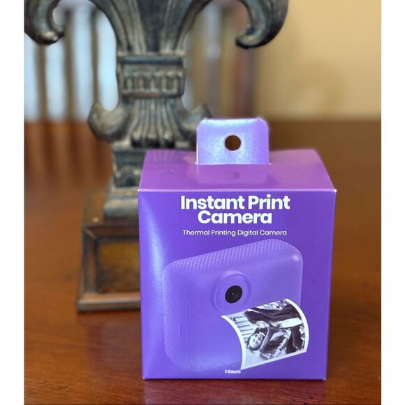 INSTANT PRINT CAMERA - NWT 12MP, 2.4" Screen. Everything you need! - Picture 8 of 10